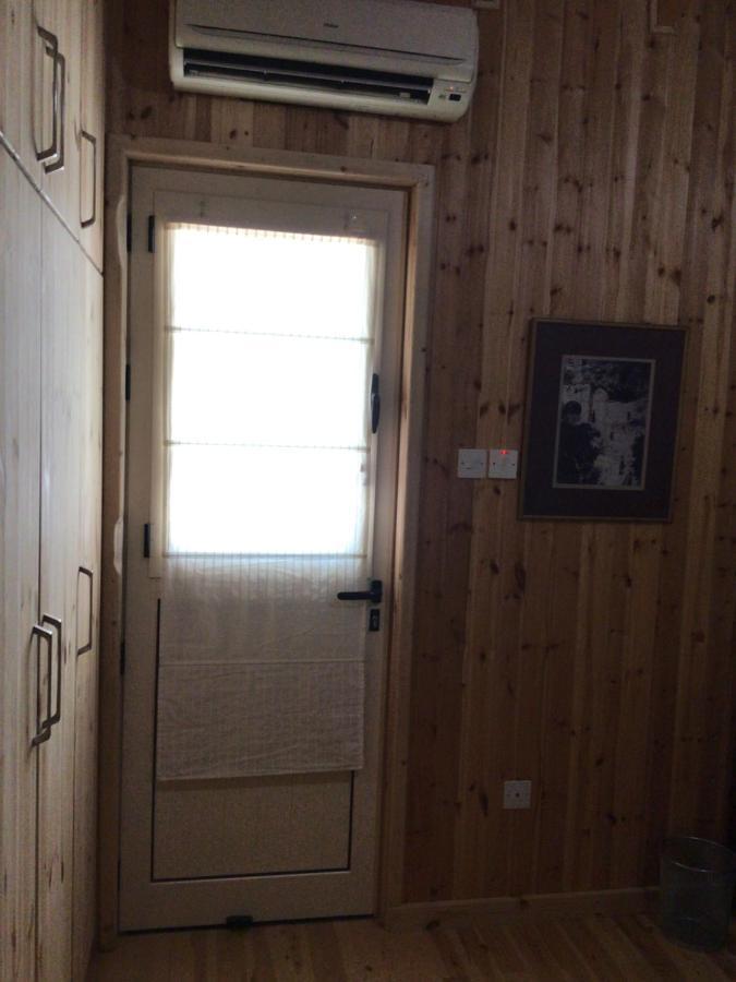 Pervolaris Cottages 2 Goudhi ภายนอก รูปภาพ