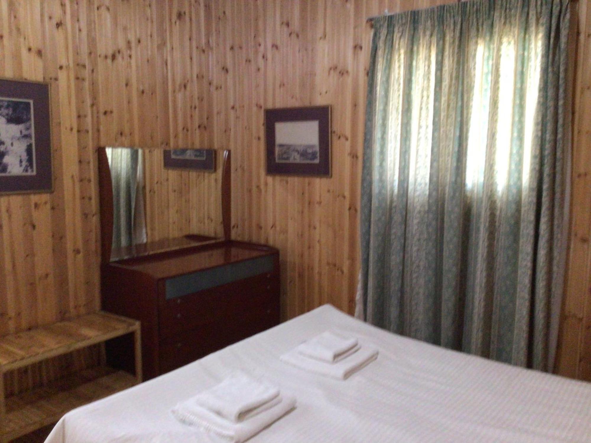 Pervolaris Cottages 2 Goudhi ภายนอก รูปภาพ